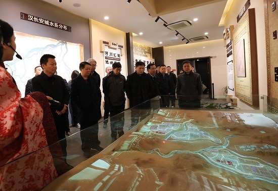 股份企业外部董事一行到企业西北区域生态治理产品调研