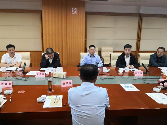 黄敏拜会桐乡市委书记盛勇军