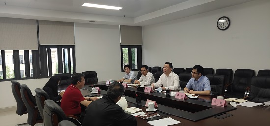 章立峰拜会重庆市高新区管委会主任商奎