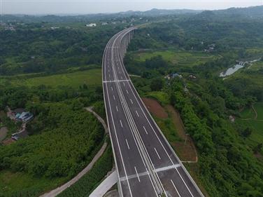 重庆至广安高速公路（一期）全线通车