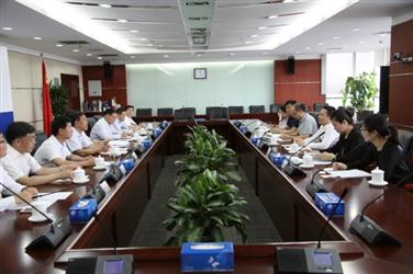 孙洪水会见武汉市硚口区委书记