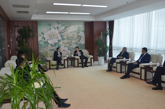 黄敏拜访烟台市高新区政府